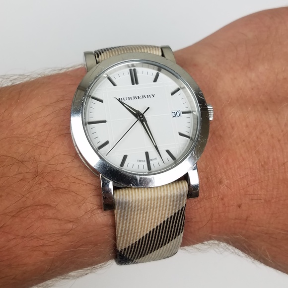 Burberry Other - Burberry BU1390 Nova Check Watch Battery Needed